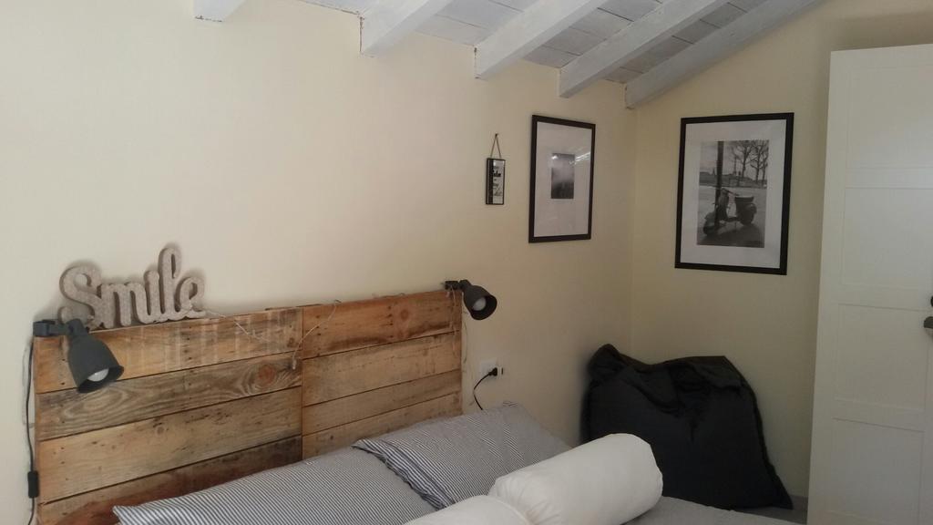 Il Pettirosso B&B Certosa di Pavia Δωμάτιο φωτογραφία