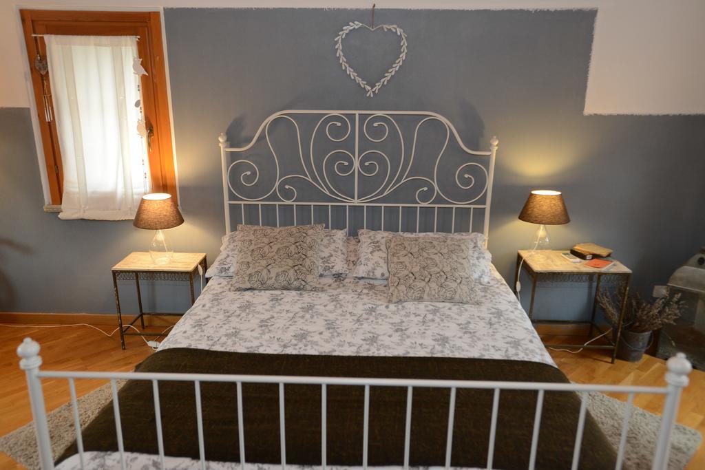 Il Pettirosso B&B Certosa di Pavia Δωμάτιο φωτογραφία