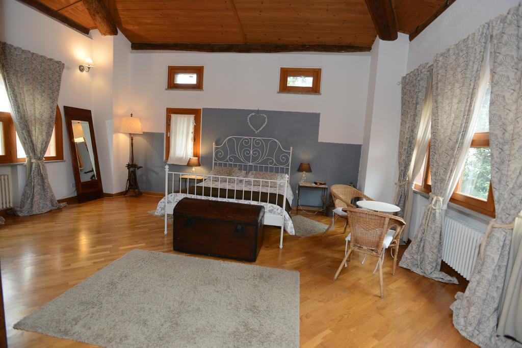 Il Pettirosso B&B Certosa di Pavia Δωμάτιο φωτογραφία